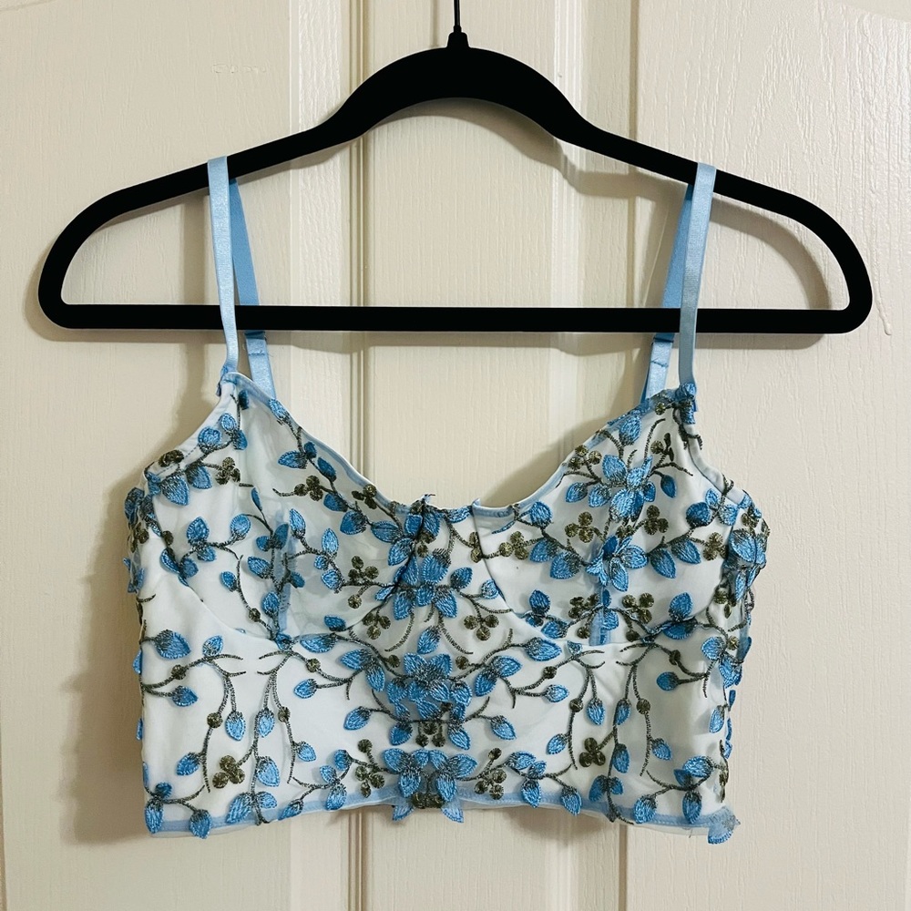 Floral Embroidered Crop Top